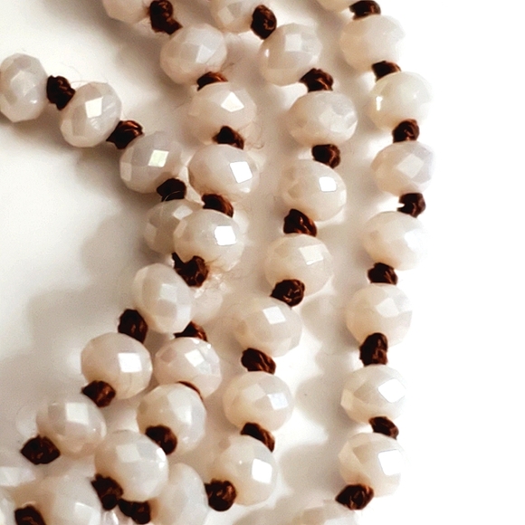 Eternity cream color bead necklace. - Picture 2 of 3